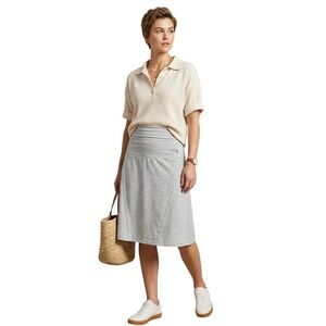The North Face Womens Dayward Skirt Athleisure Medium Flash Dry Light Gray NWOT